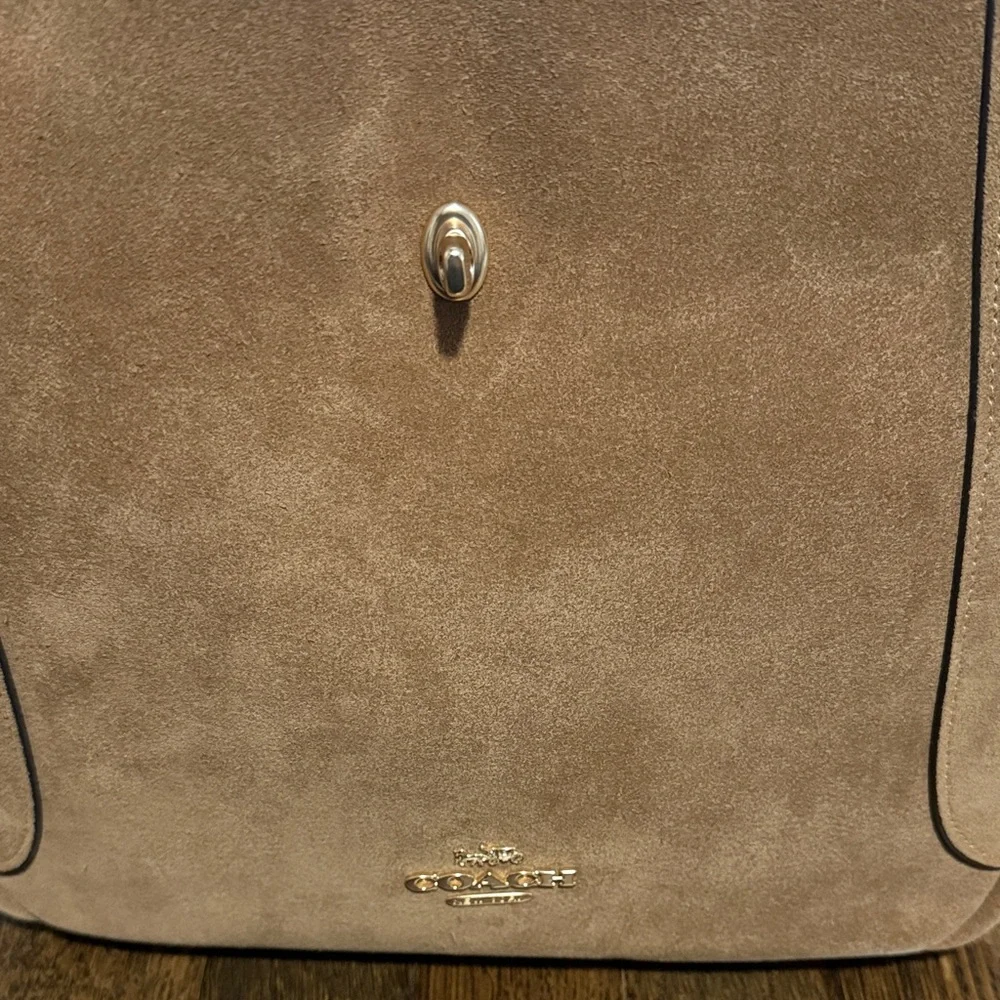 Coach Hadley Turnlock Tote Bag - Picture 4 of 4